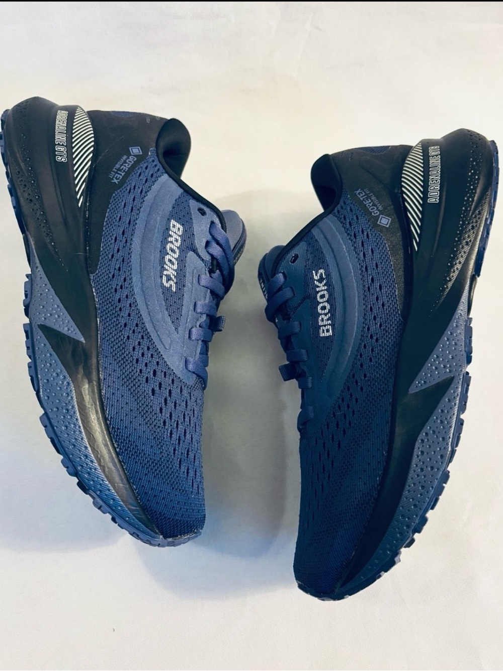 Brooks Adrenaline GTX 24 Gore-Tex Running Shoes
